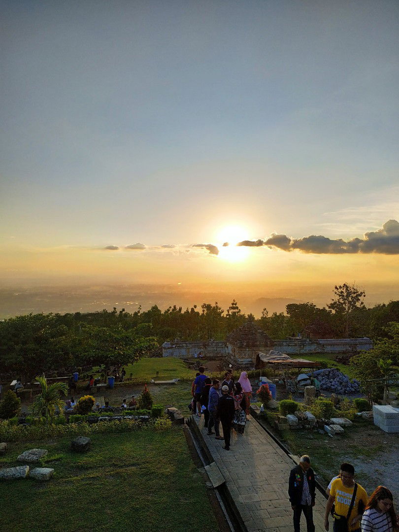 Novi Purwanti profile icon