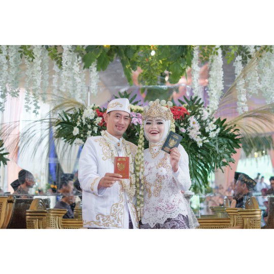 Rosy Pratiwi profile icon