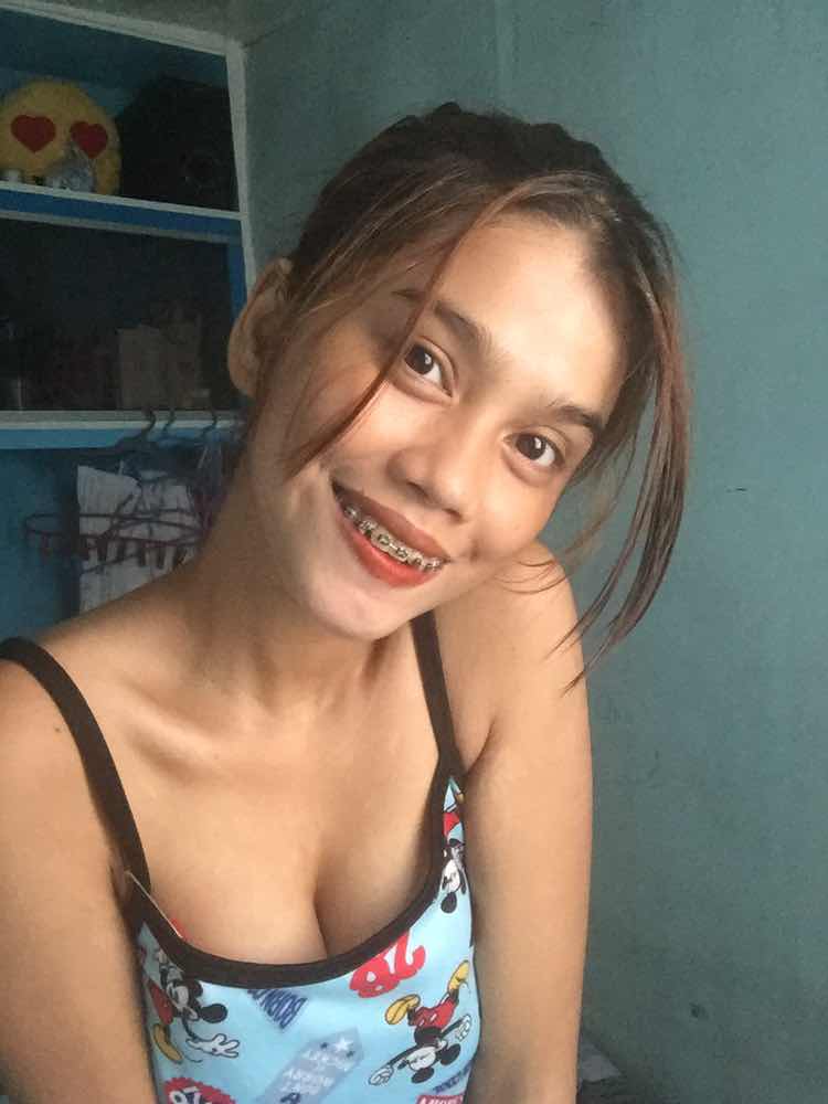 Crislyn Carlos profile icon