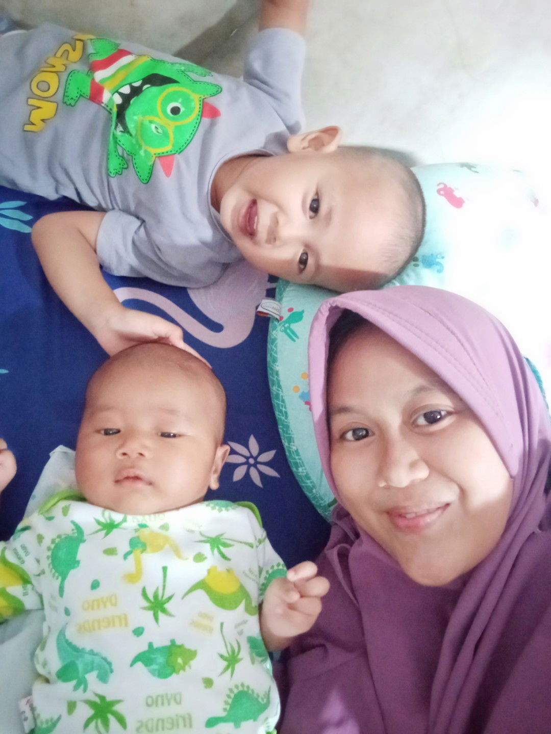 Iis Ise Suryani profile icon