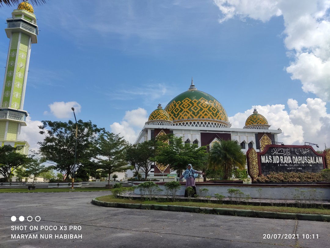 Dewi Rie profile icon