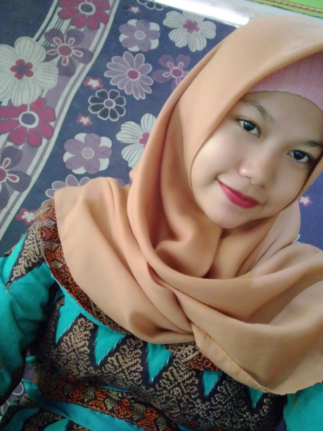 siti kholifah ayu ningrat profile icon