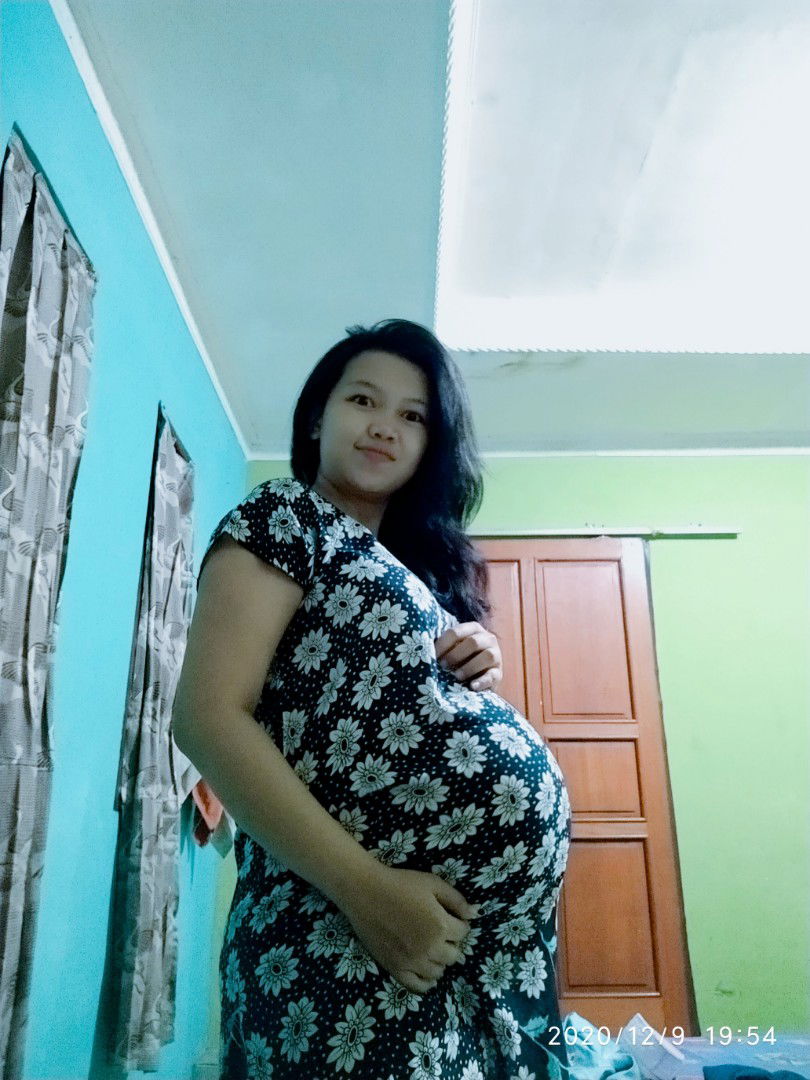 Intan Ratna Sari profile icon