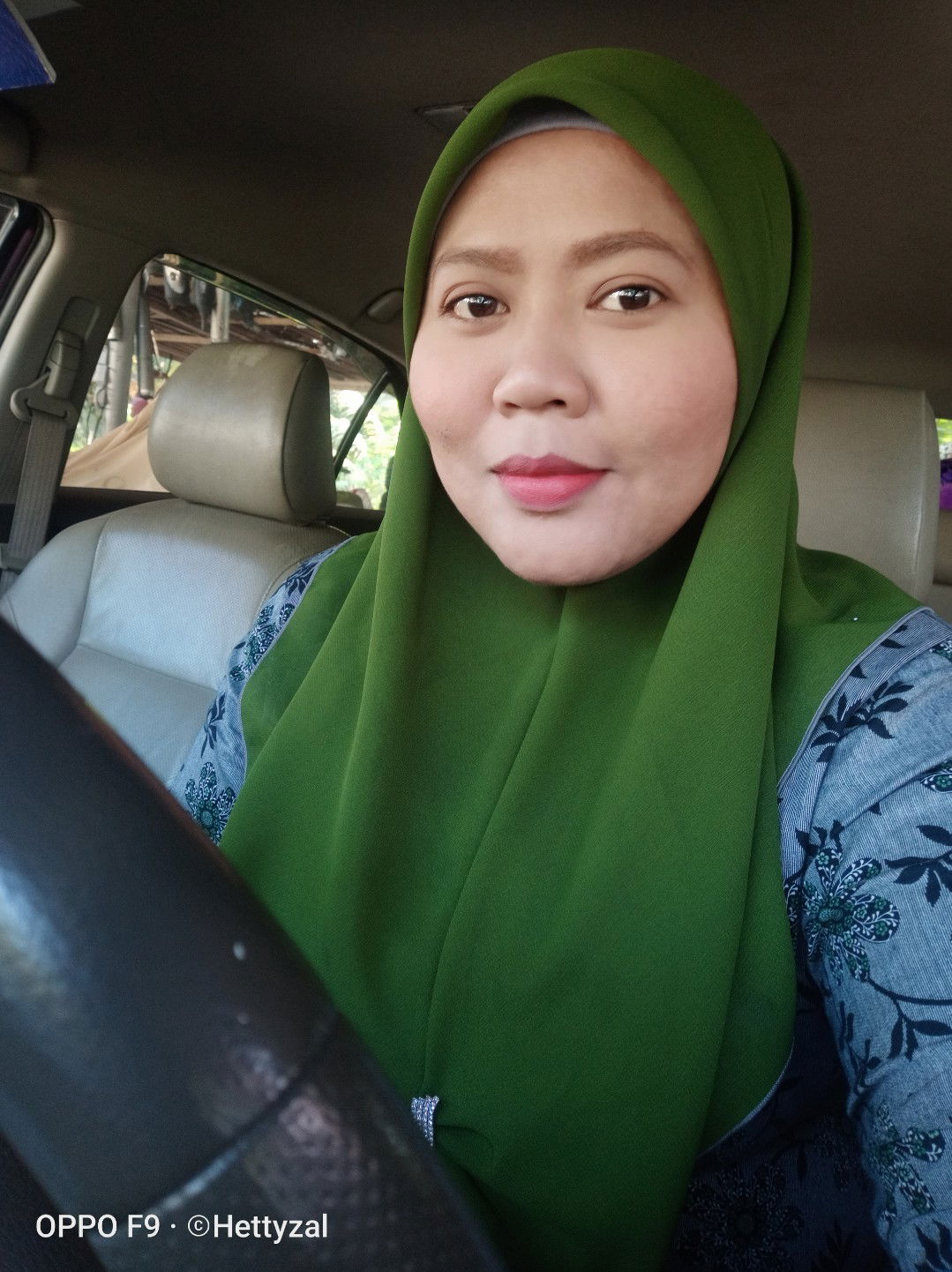 Mrsz Hayzal profile icon