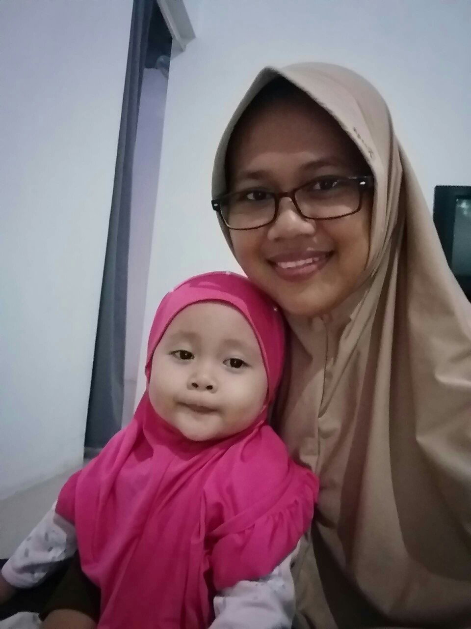 Titi Irodatul Khikmah profile icon