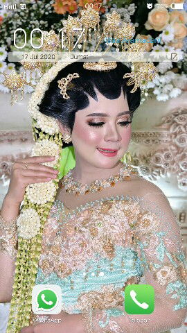 rizqi dian pertiwi profile icon