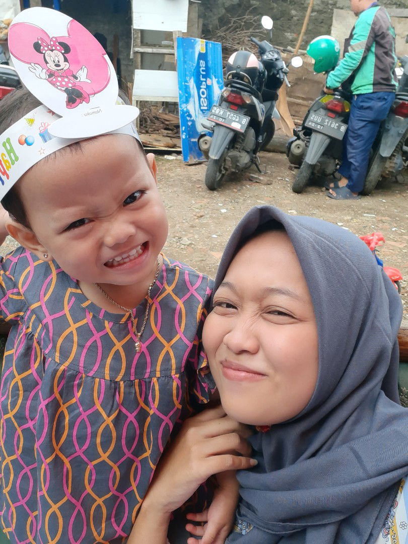 Rahmah Indah profile icon