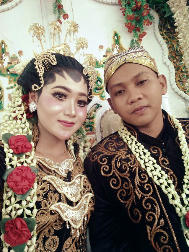 Ella Oktavia profile icon