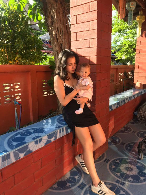 ผึ้ง' อ่าส์. profile icon