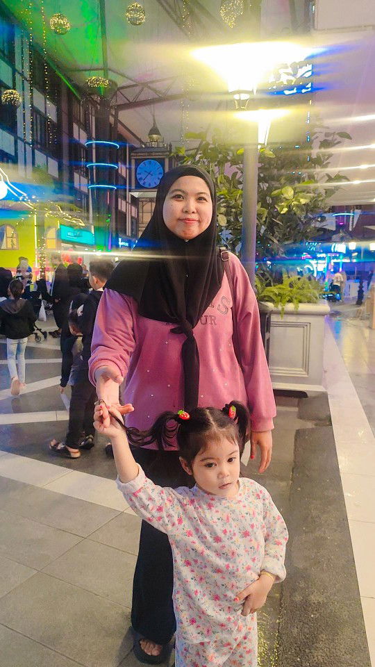 Nur Sharmimi profile icon