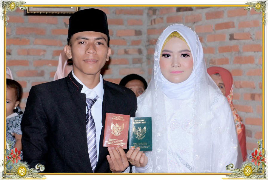 Ropi Indayani profile icon