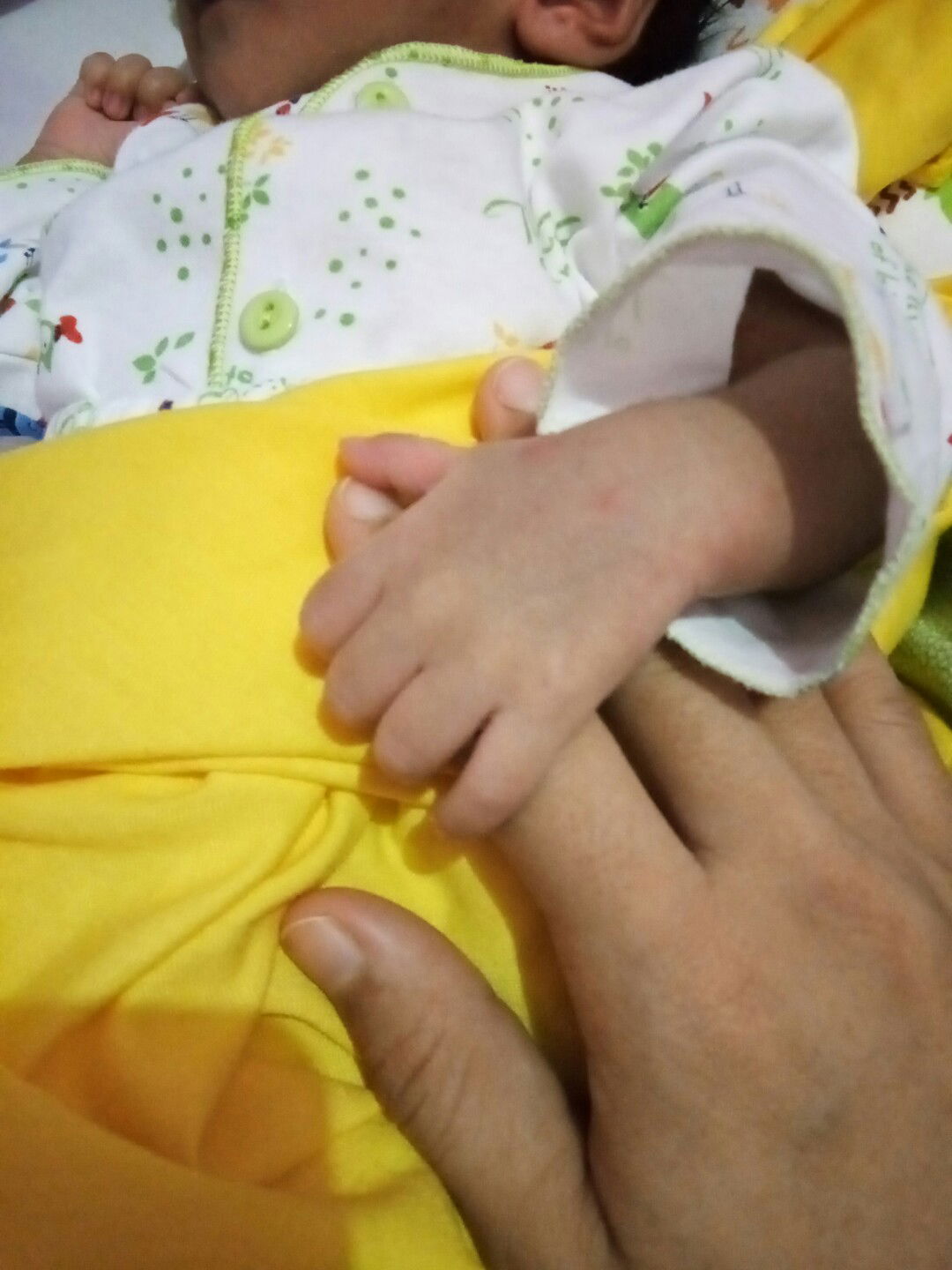 fitri apriliani profile icon