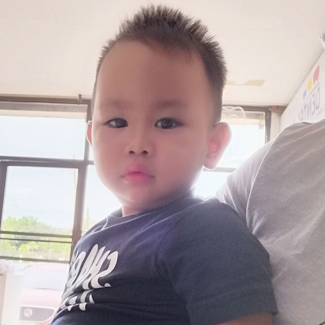 Julie Ann Mahinay profile icon