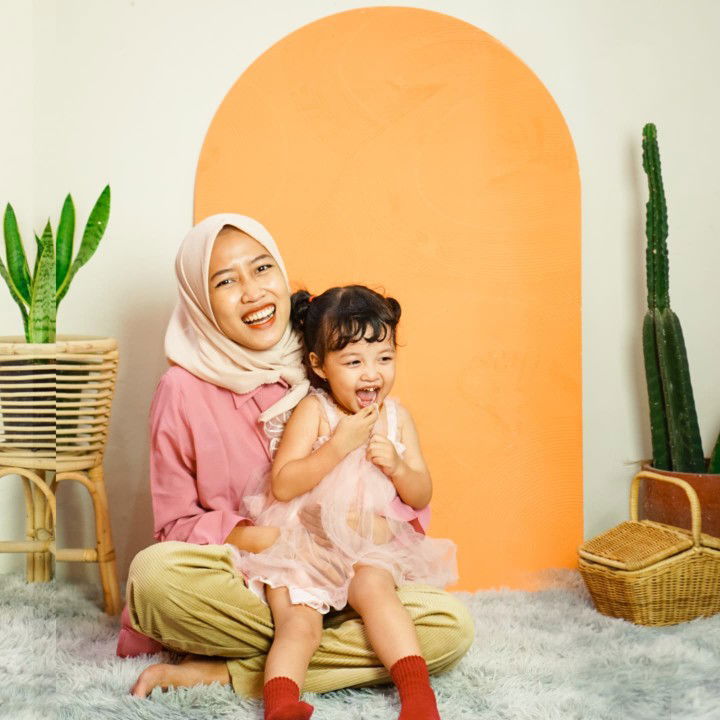 Restuning Putri Ndaru profile icon