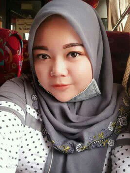 via silvia profile icon