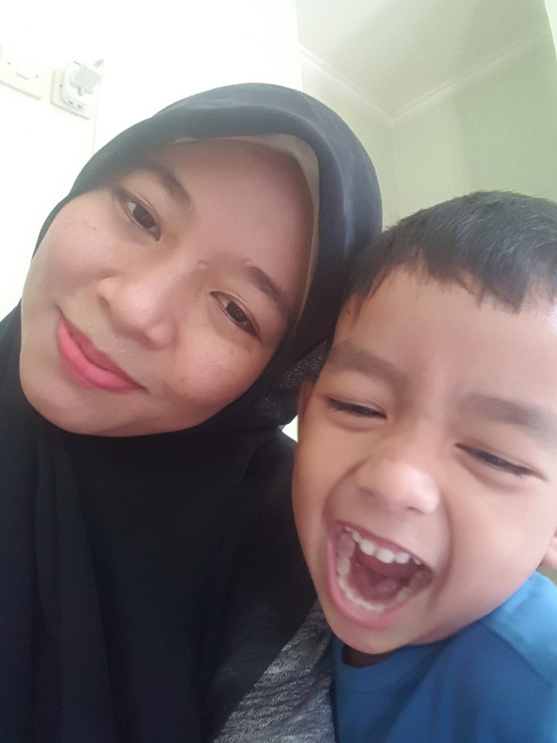 Yuli Siti Rodiyah profile icon