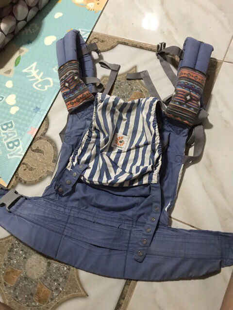 เป้อุ้ม ergobaby