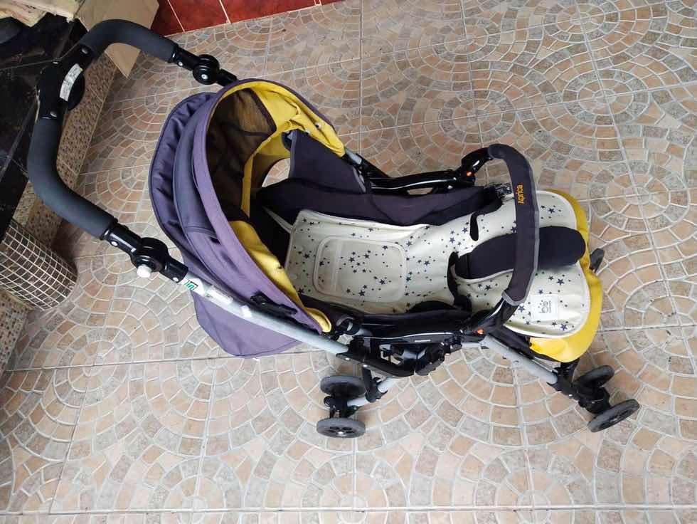 รถเข็นaprica