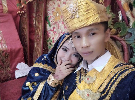 Rizka Aulia profile icon