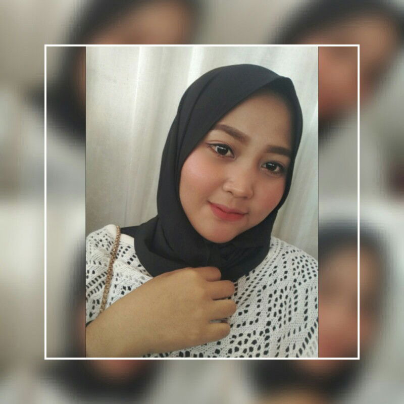 via apriani profile icon