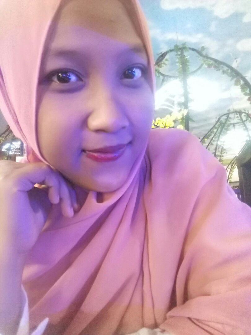 Dwi Indah Lestari profile icon