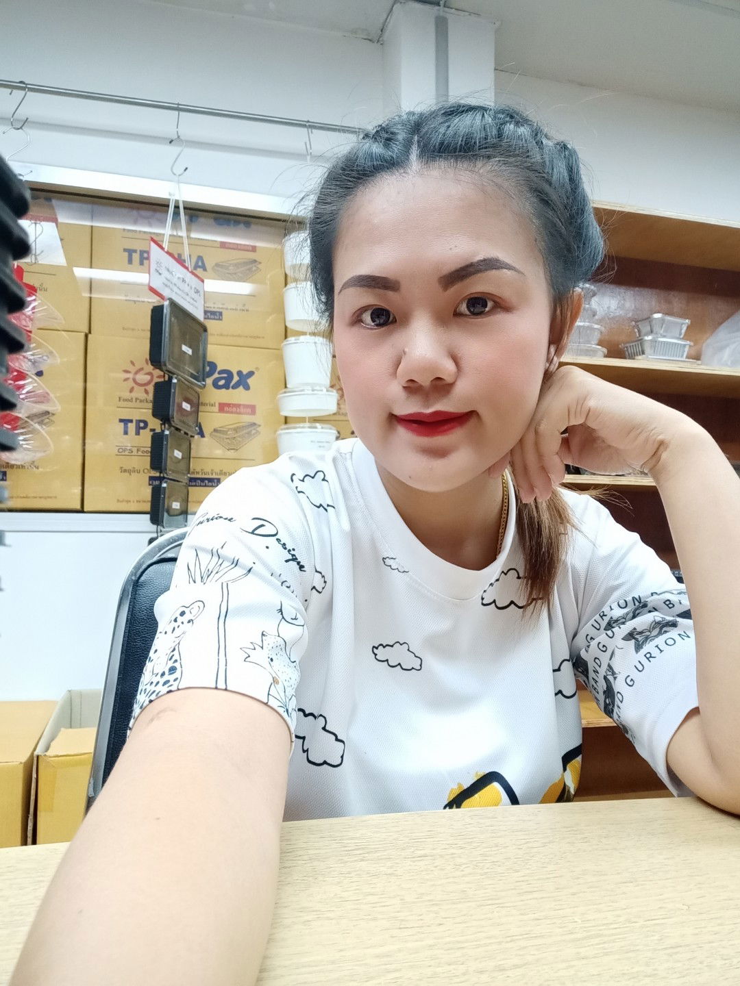 Nok Rungfar profile icon