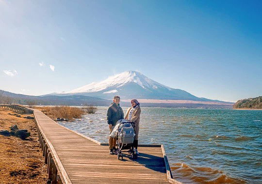 Azizah Hanif profile icon