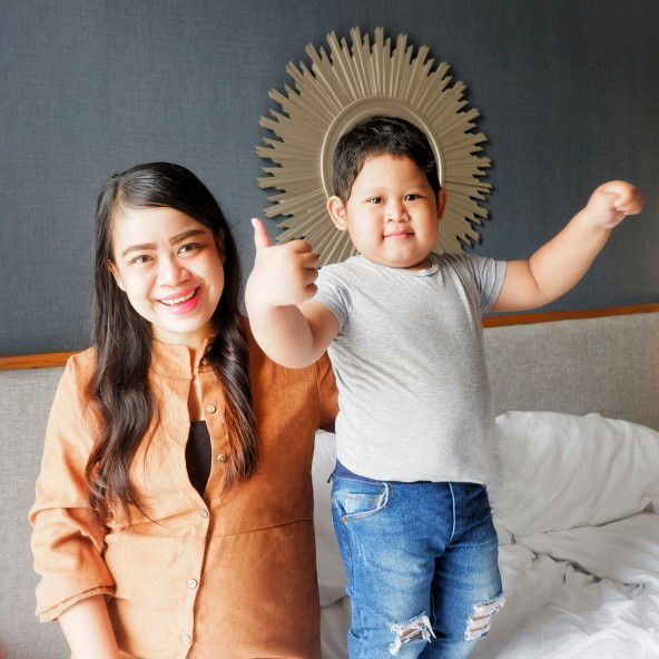 Defy Pakartiningtyas profile icon