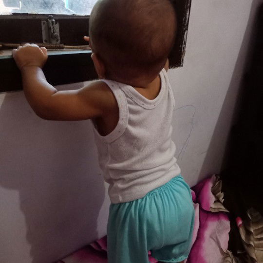 rmbut bayi tipis banget.