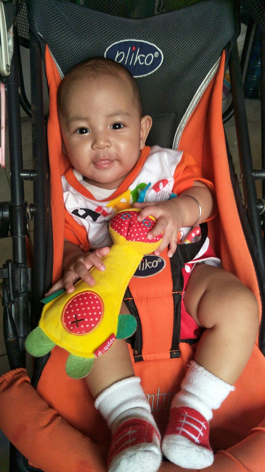 Henny Fanny Naira Iqbal profile icon