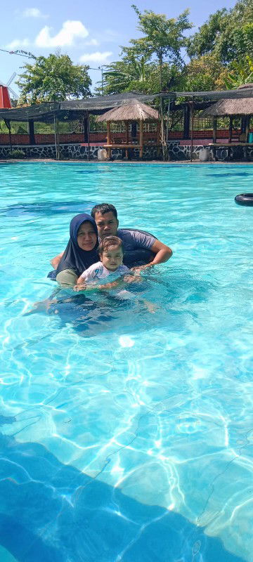 Sholatia Hana Sari profile icon