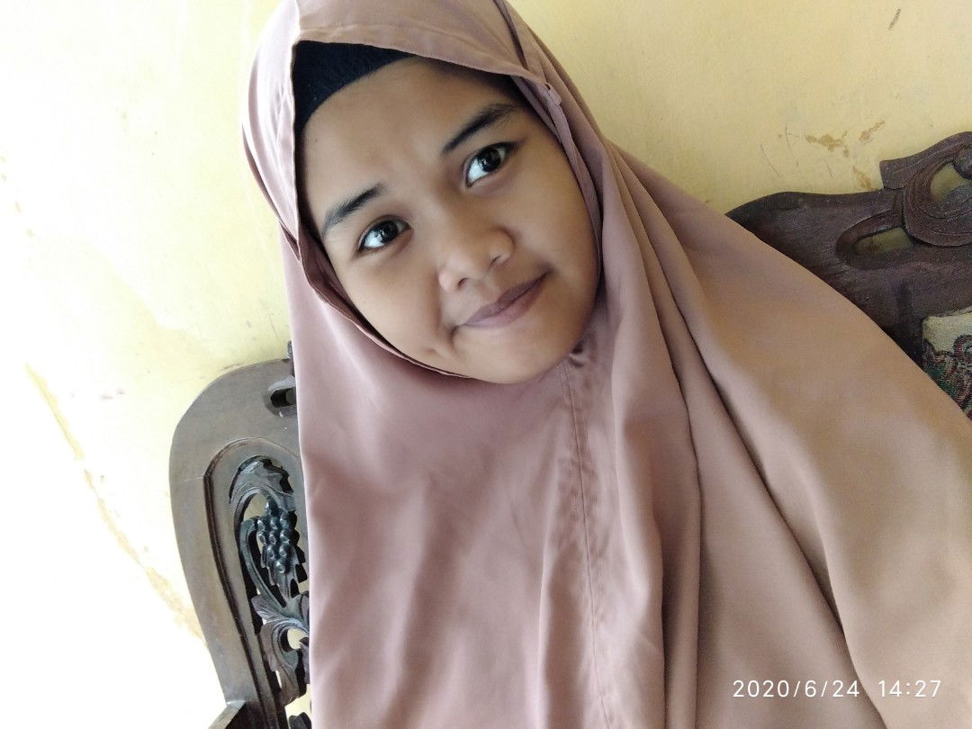 Putri Adini profile icon