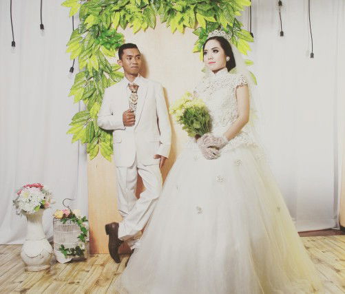 Desty Nur Iza profile icon