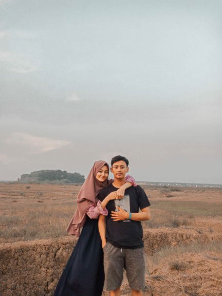 Erni pratiwi profile icon