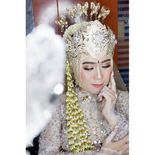 Dinda Novira profile icon
