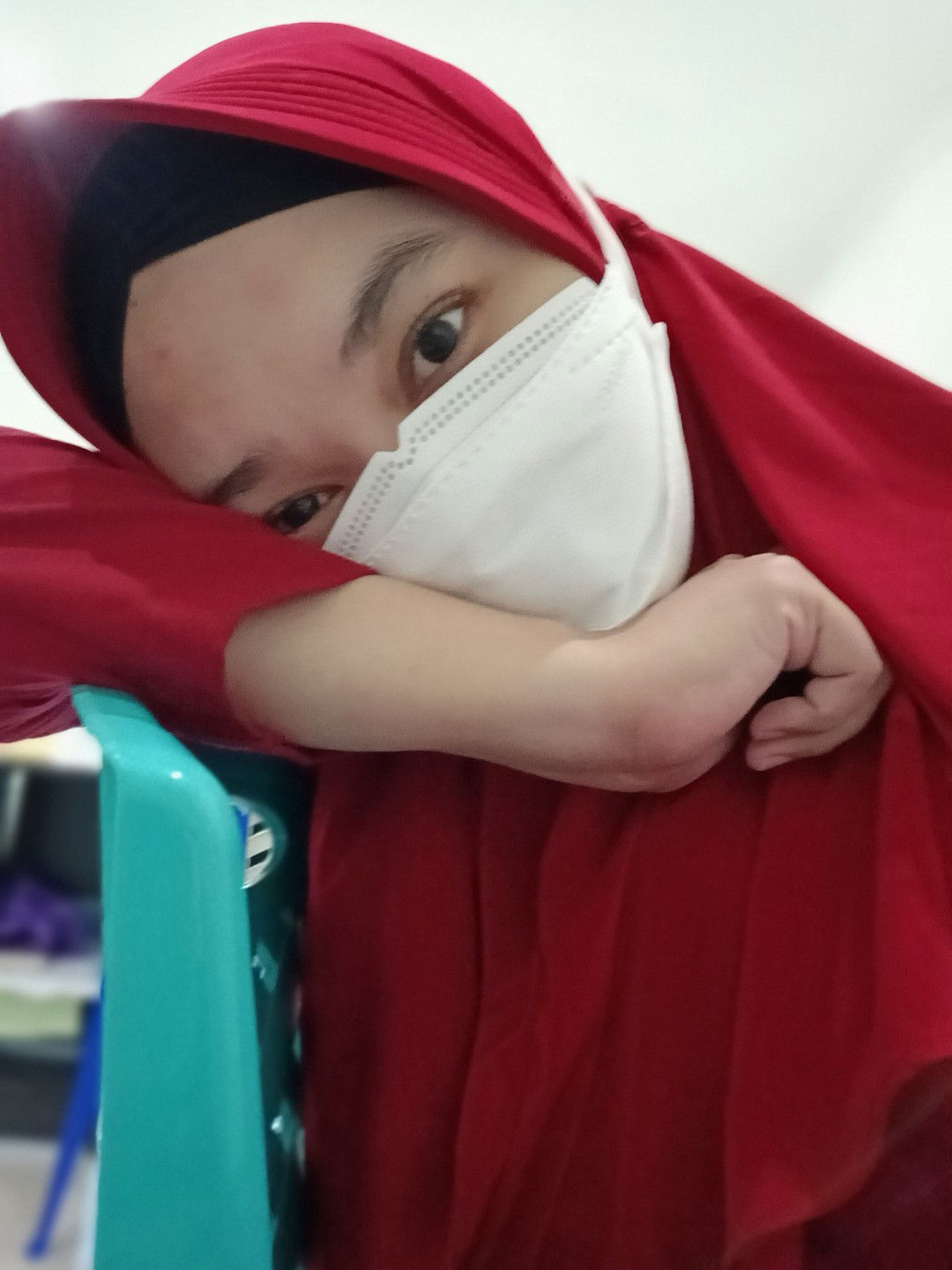 Nnia Nadhira profile icon