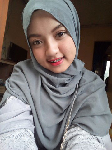 Adela Furi Anjani profile icon