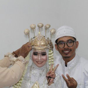 Lulu Chairunisa profile icon