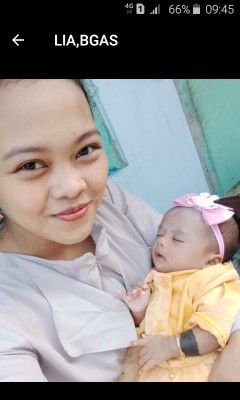 momy kay profile icon