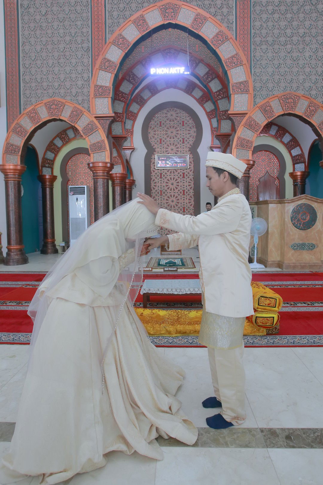 Cut Safrina profile icon