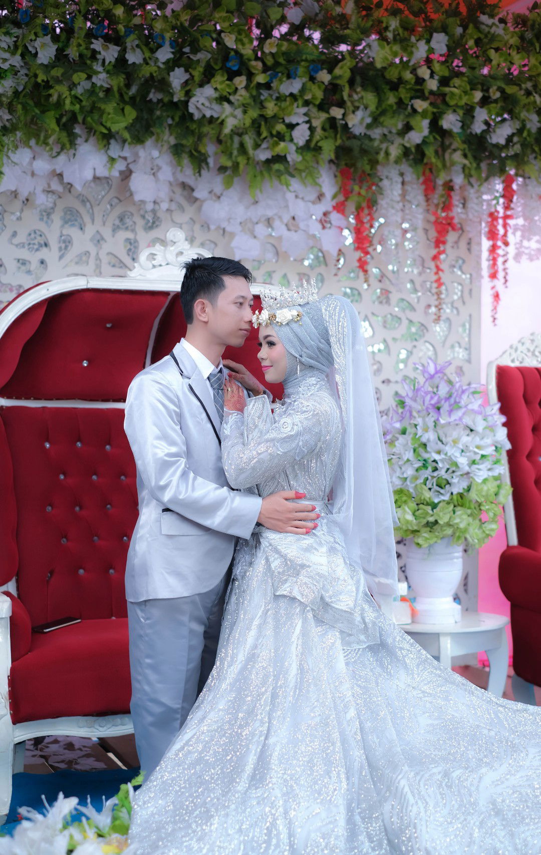 Indah Hardianty profile icon