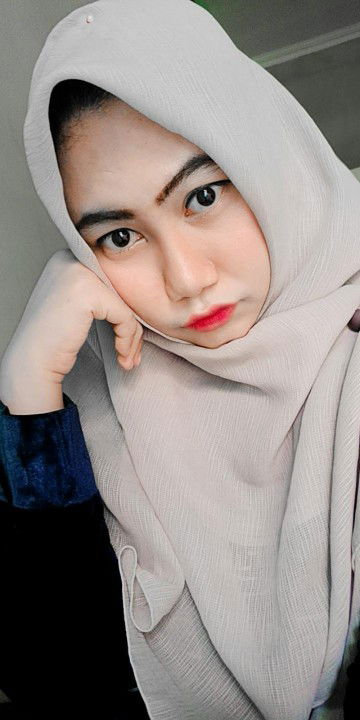 Ardina Isti profile icon