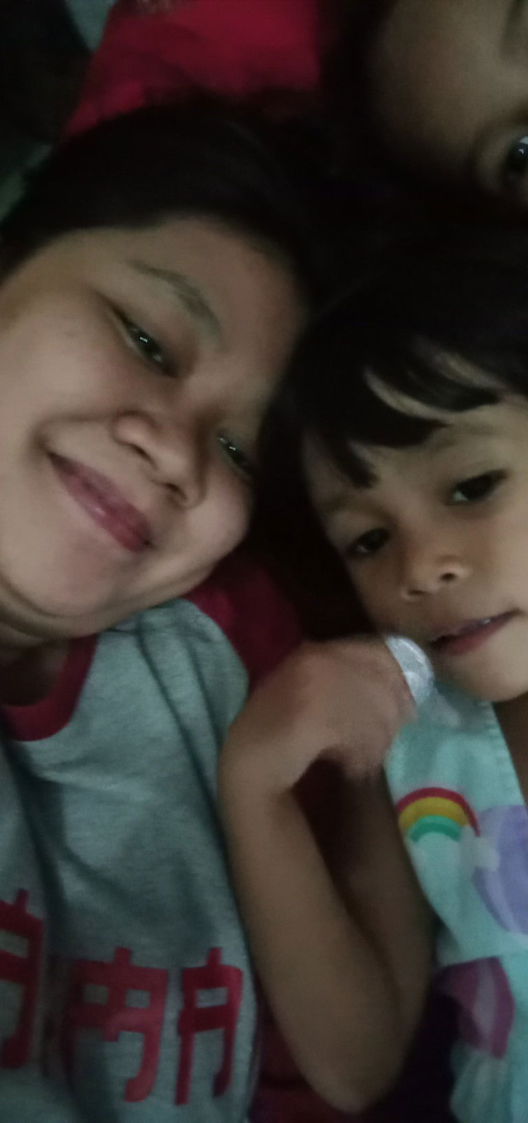 Lestari Tari profile icon