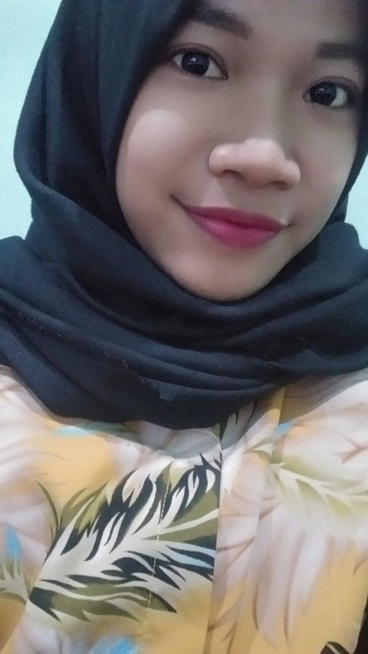 Neny Rochima Wati profile icon