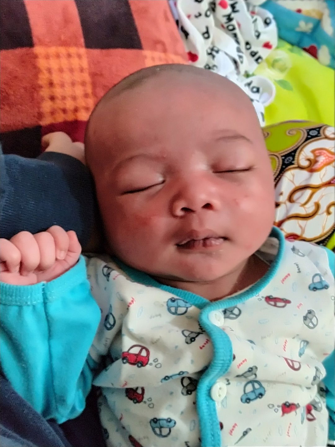 INTAN NADIRAH profile icon