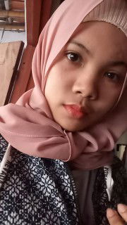 Risky Septiyanti profile icon