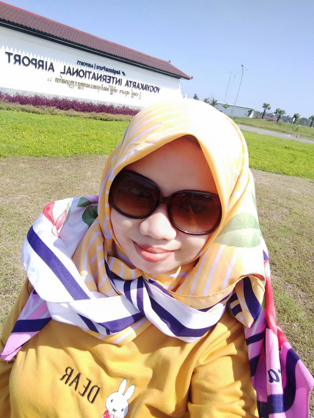 Eni Lestari profile icon