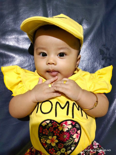 Rhona Fitria profile icon