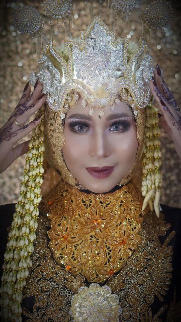 hesty purwati profile icon