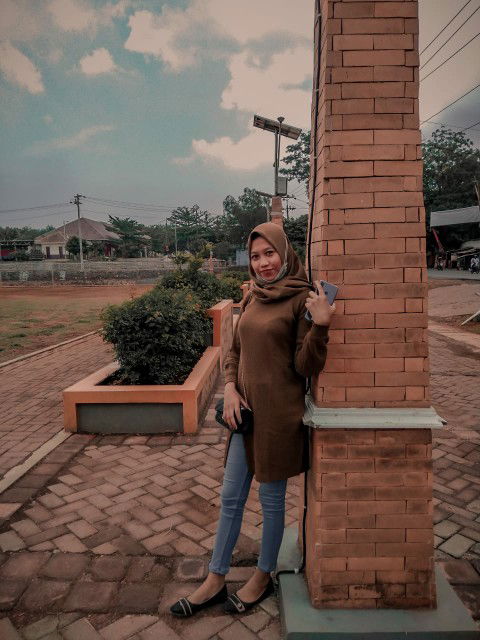 Renii novita profile icon